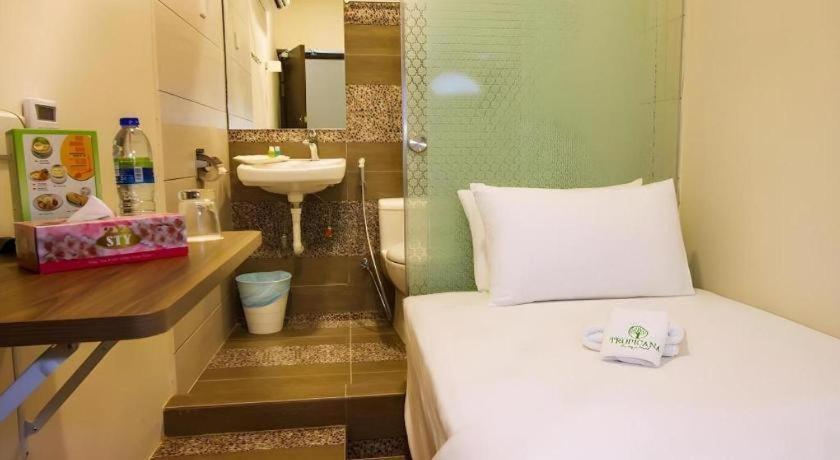 Tropicana Boutique Hotel Muar Eksteriør bilde
